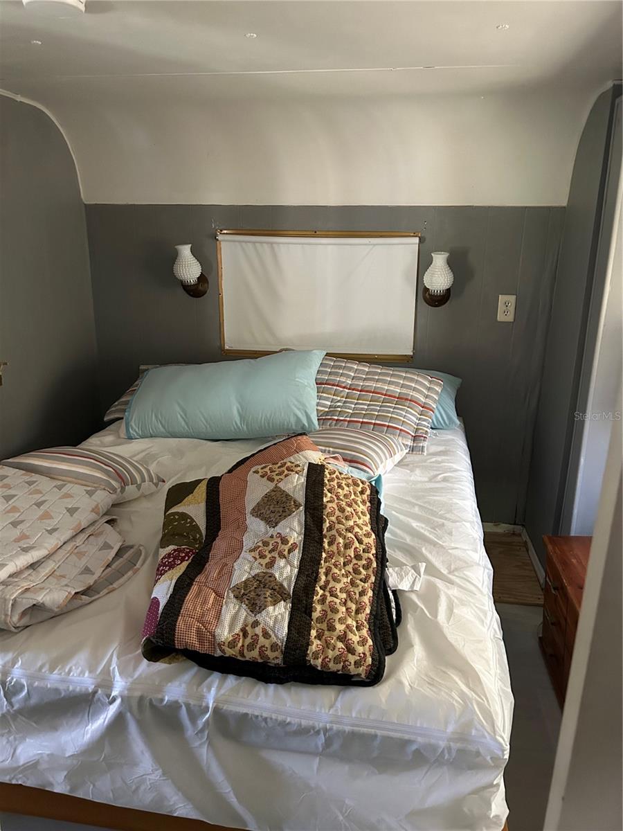 Image 7 of 13 For 20 Woodruff Way Way