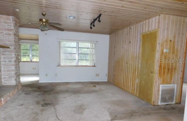 Image 2 of 5 For 155 Oxford Drive