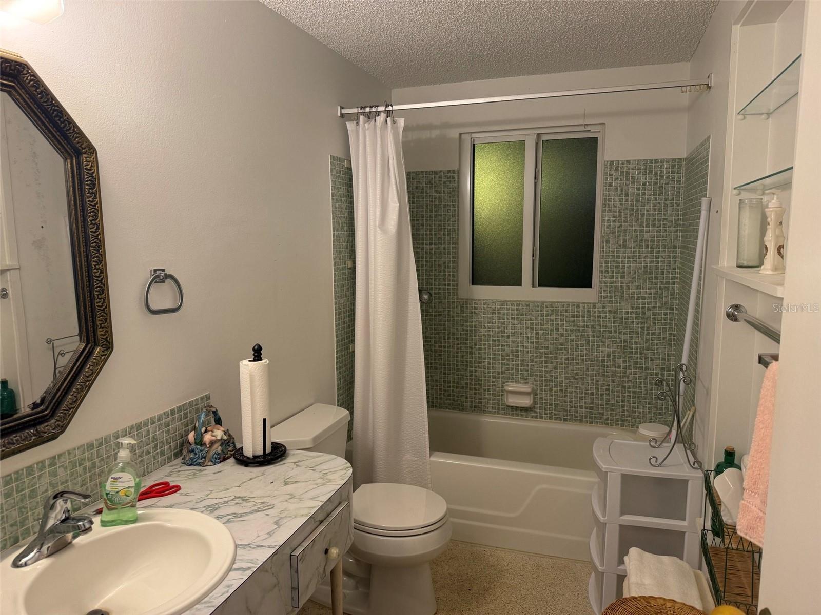 Image 4 of 6 For 1032 Winsome Road