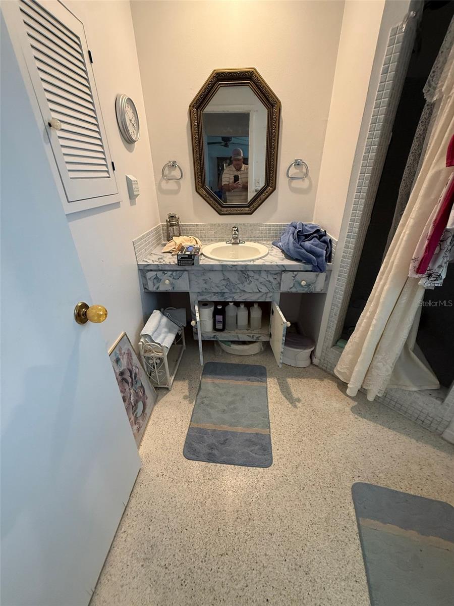 Image 6 of 6 For 1032 Winsome Road