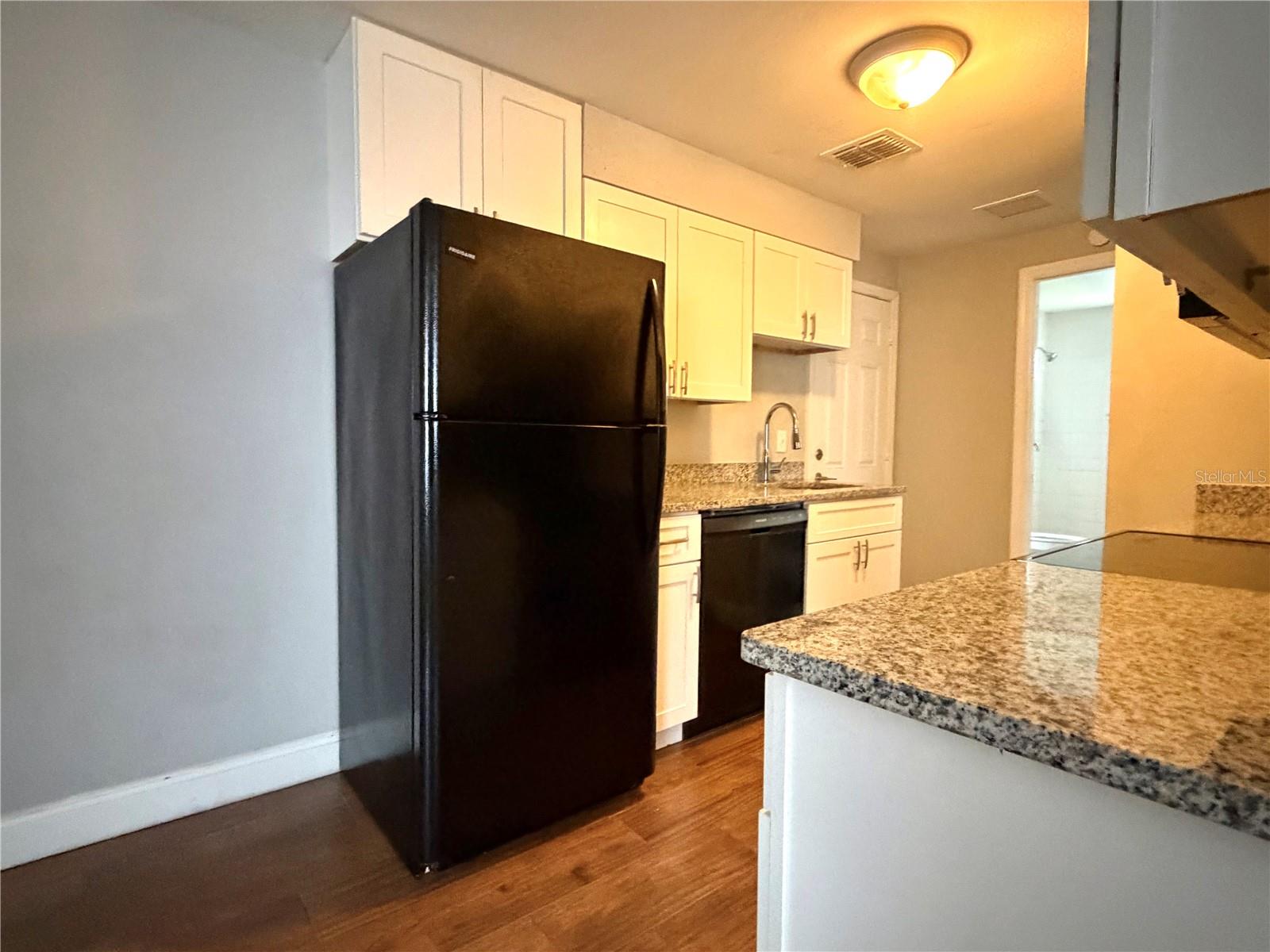 Image 5 of 8 For 306 Lake Millsite Road 8