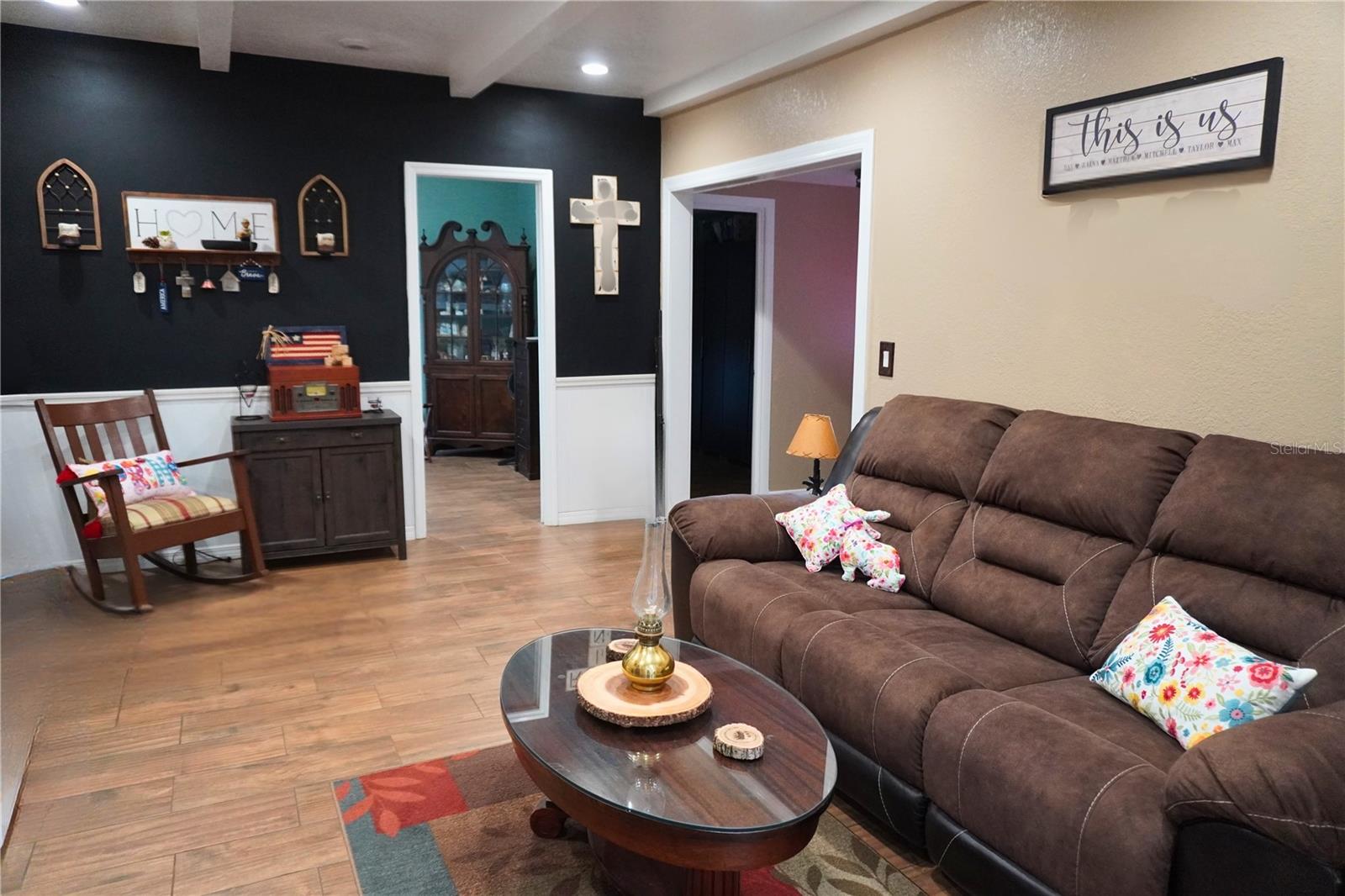 Image 22 of 30 For 11717 Salmon Drive