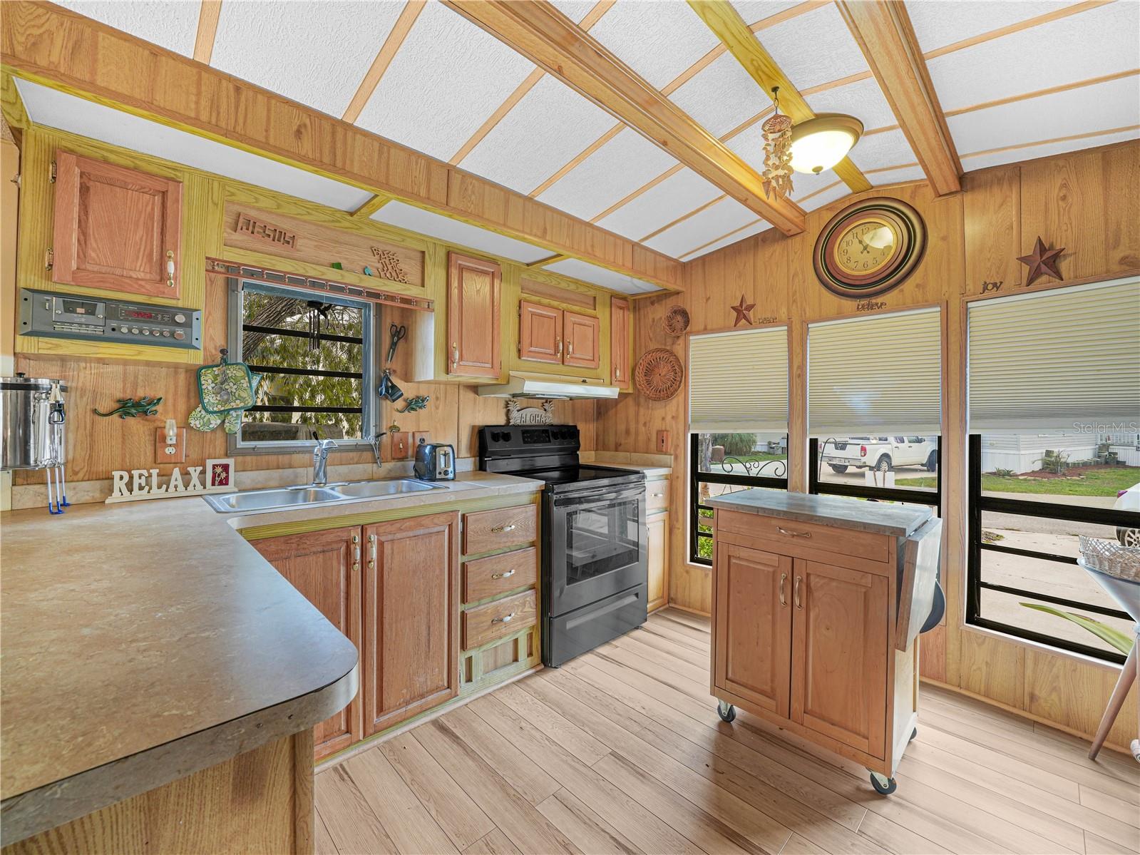 Image 14 of 48 For 29 Beaverkill Drive