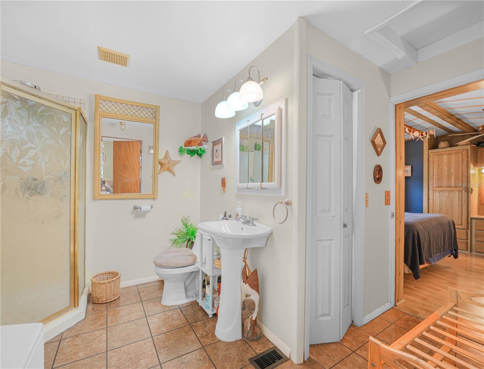 Image 19 of 48 For 29 Beaverkill Drive