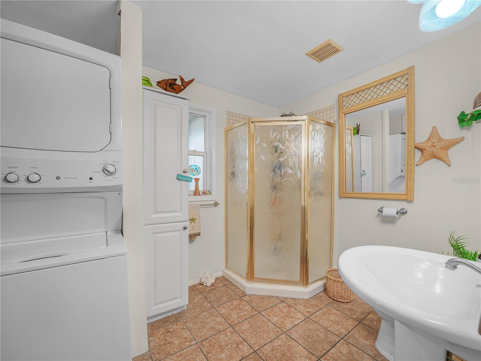 Image 20 of 48 For 29 Beaverkill Drive