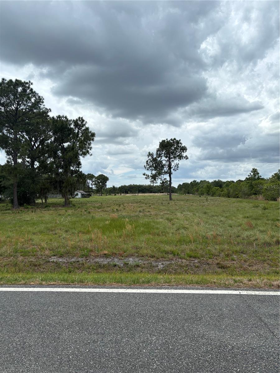 Image 10 of 11 For 1700 Frostproof Road