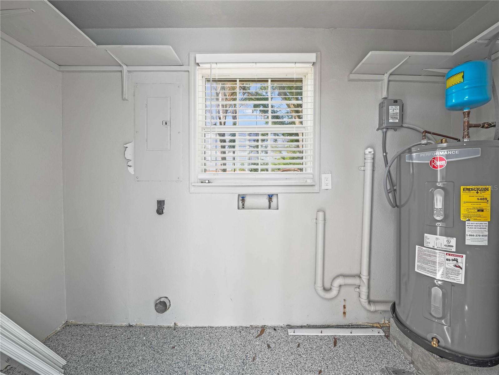 Image 13 of 17 For 125 80th Avenue N