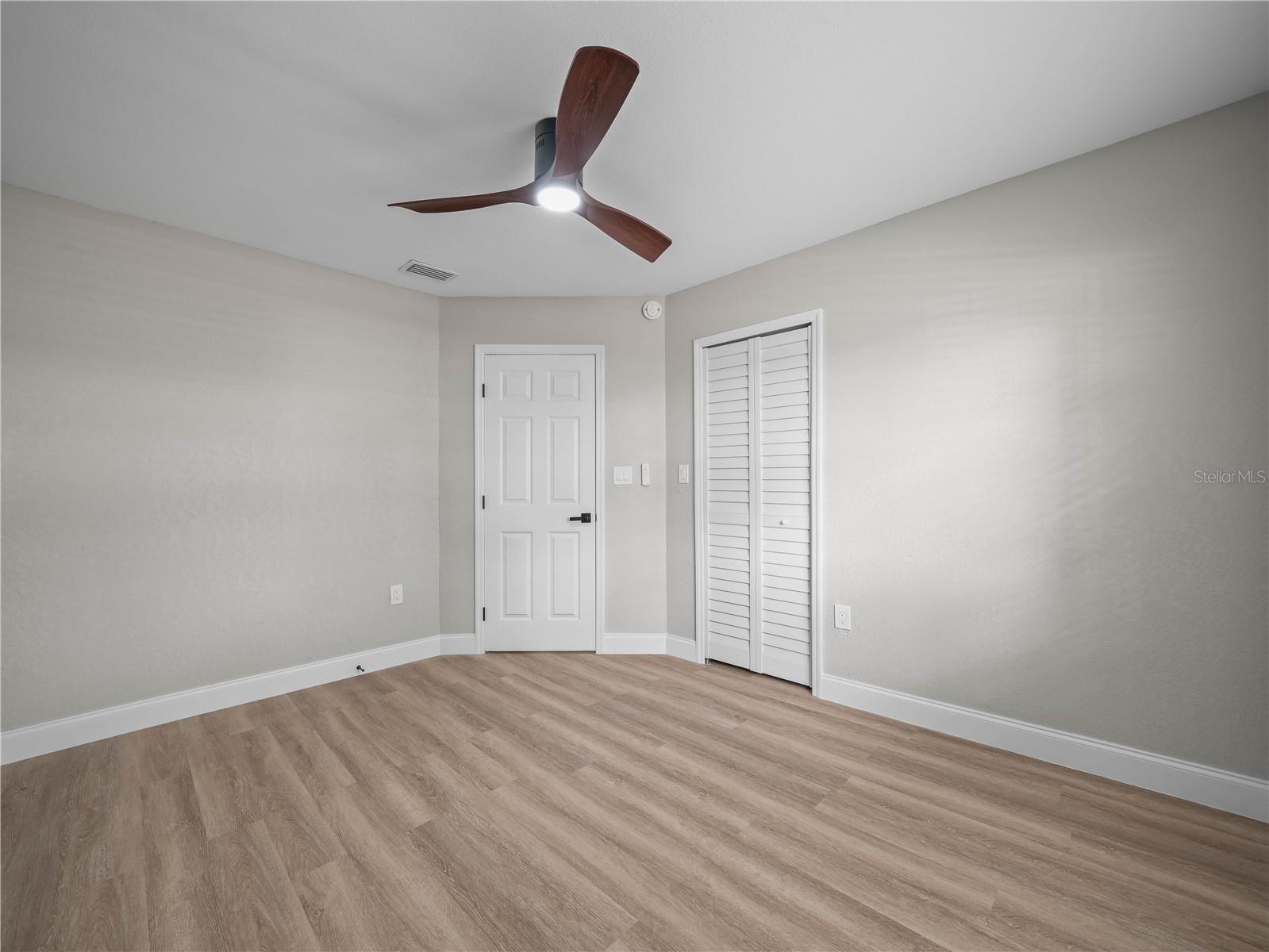 Image 14 of 17 For 125 80th Avenue N
