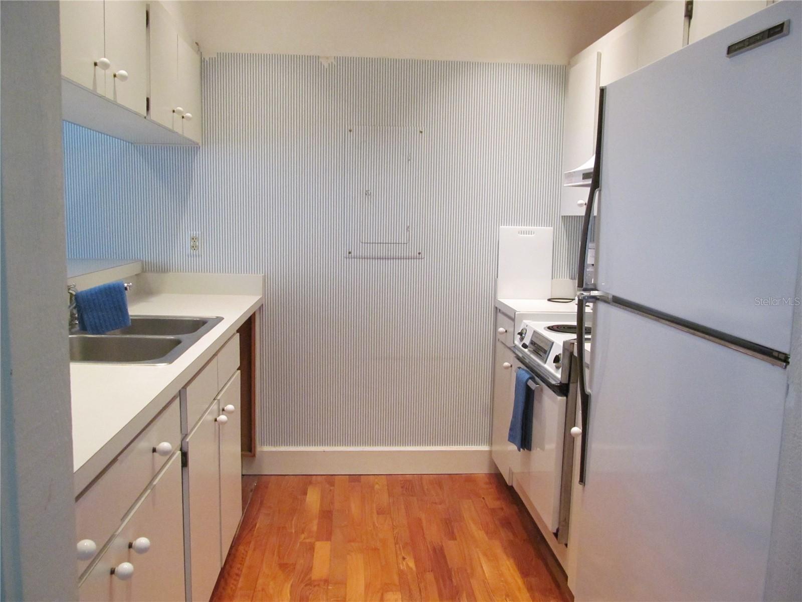 Image 2 of 11 For 4026 Abbey Court 4026