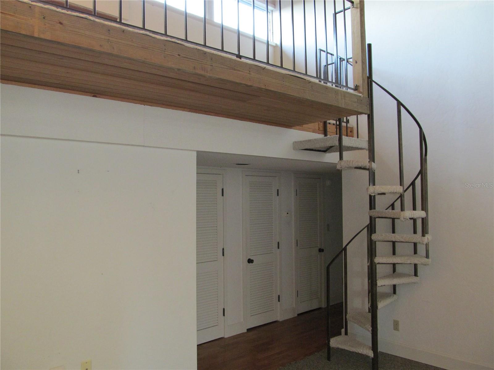 Image 7 of 11 For 4026 Abbey Court 4026