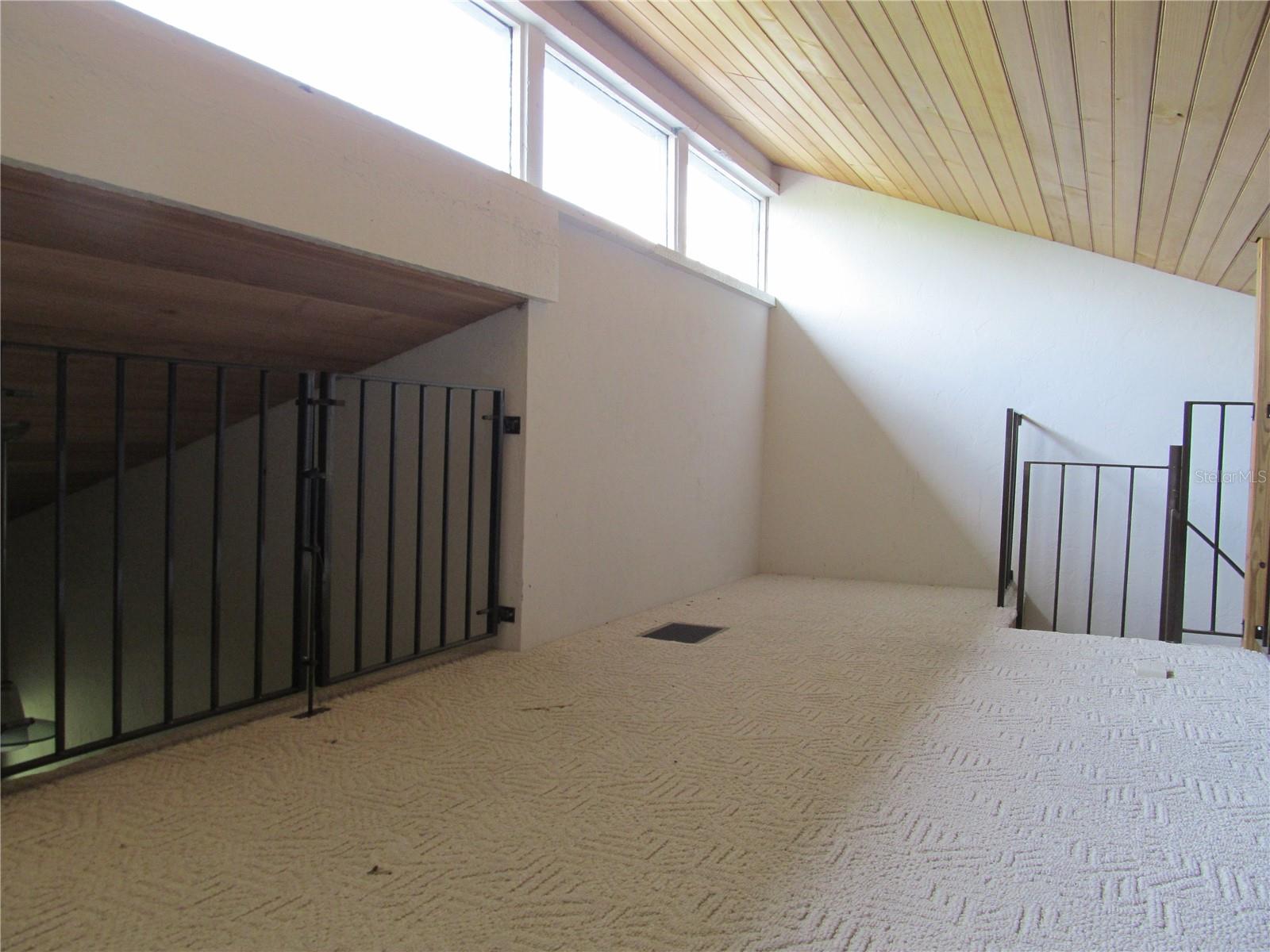 Image 8 of 11 For 4026 Abbey Court 4026