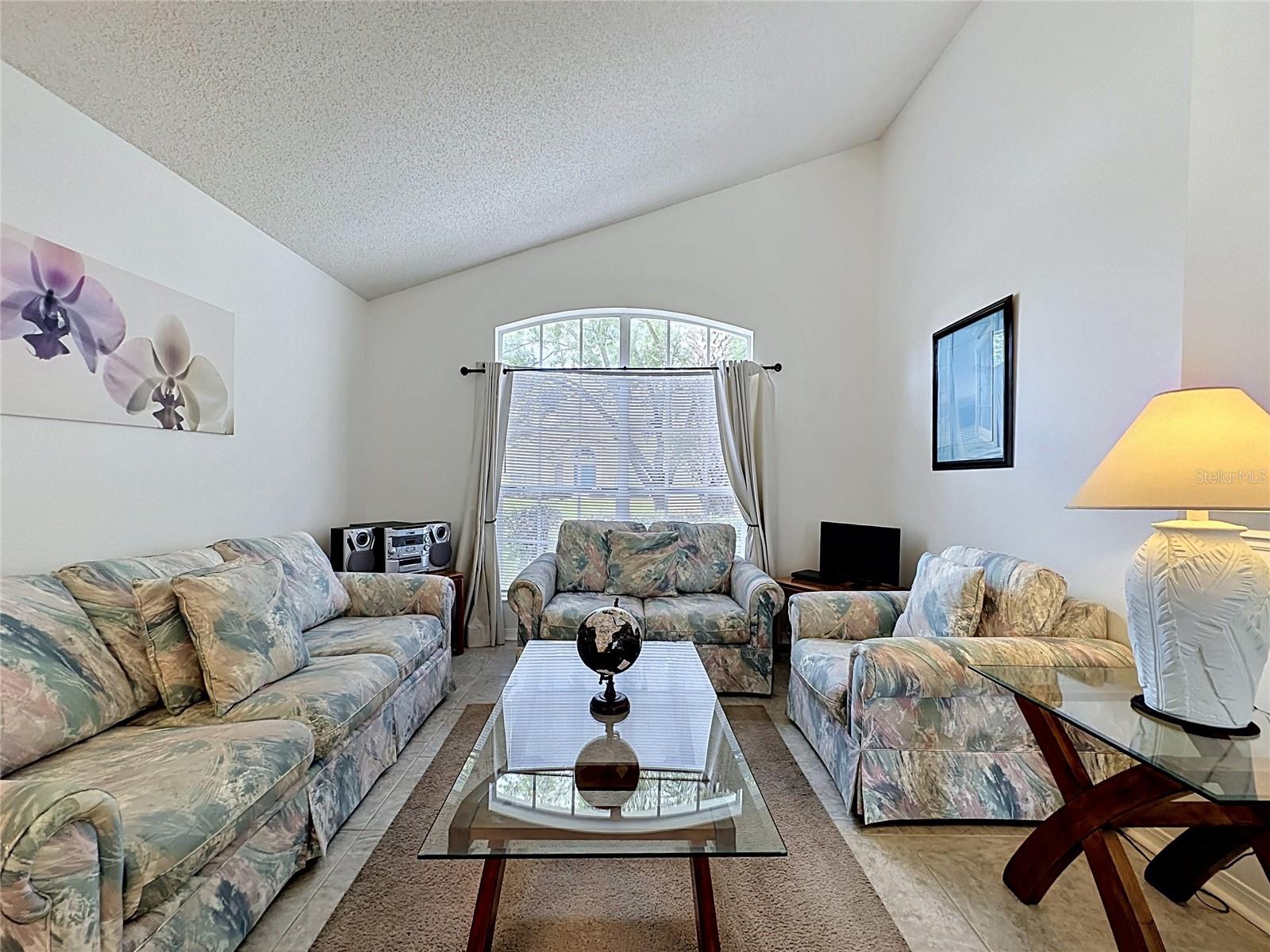 Image 11 of 74 For 2223 Mallory Circle