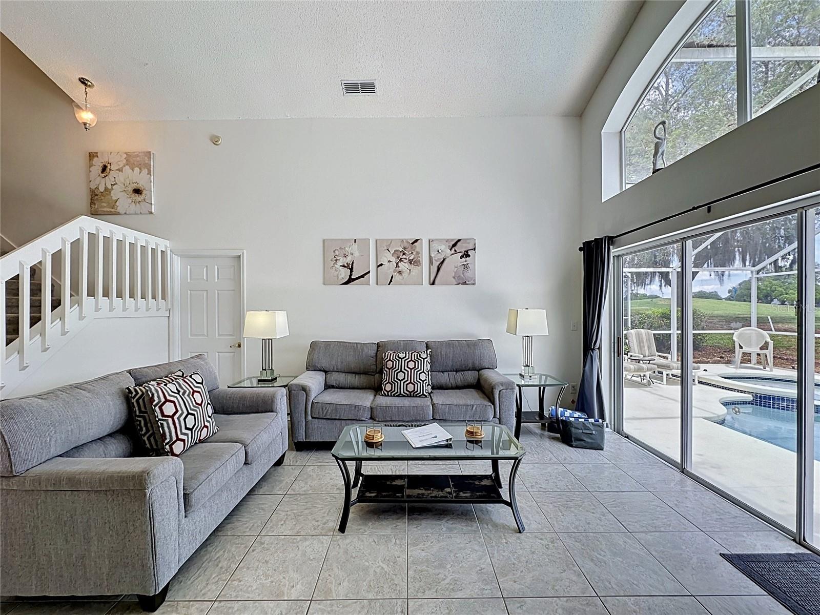 Image 17 of 74 For 2223 Mallory Circle