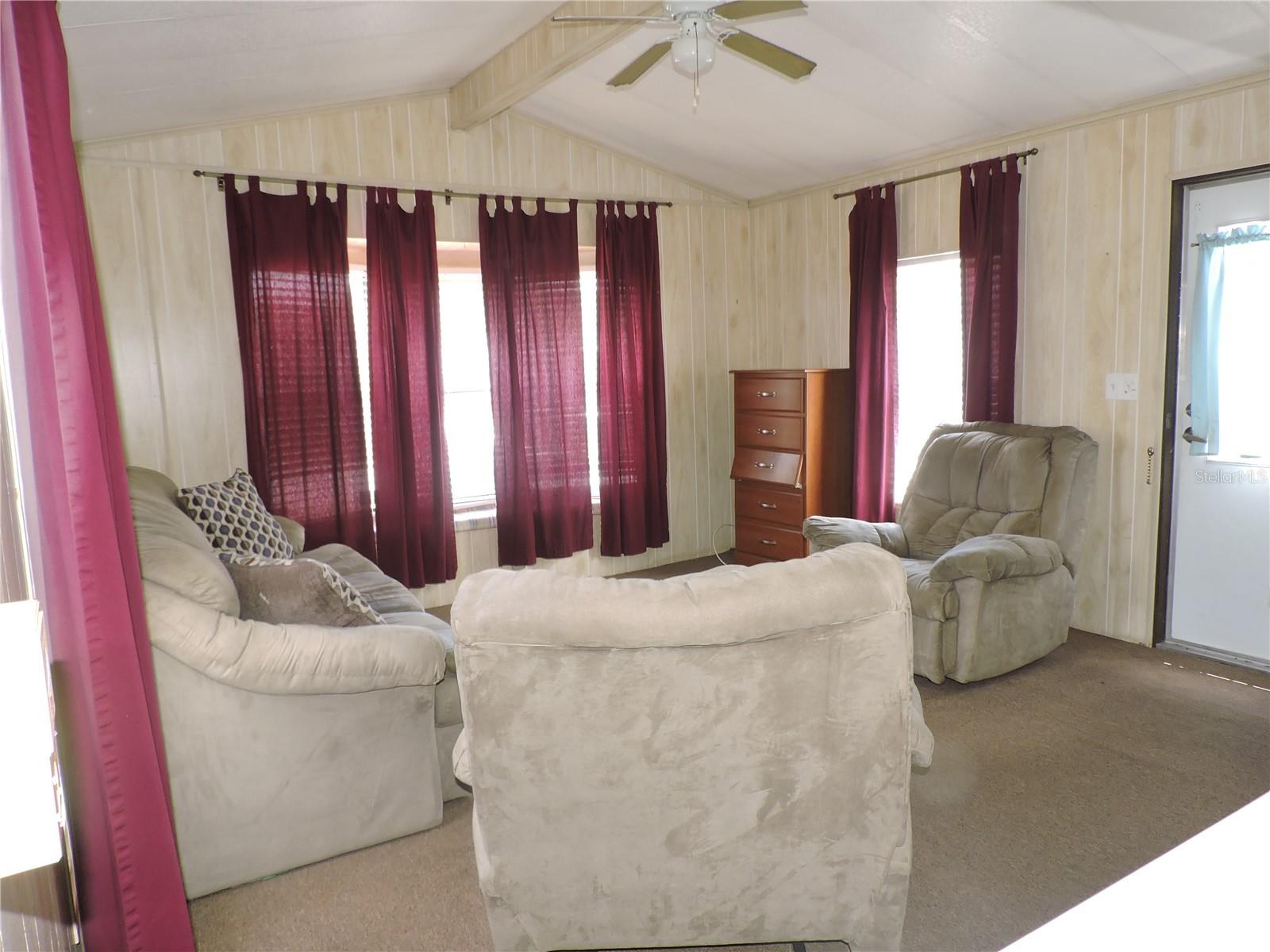Image 4 of 26 For 236 2nd Avenue N