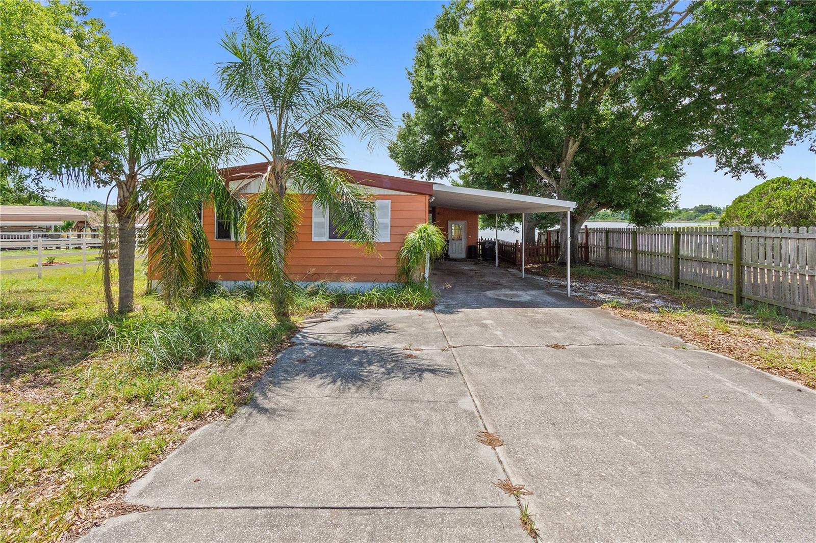 Image 2 of 31 For 1025 Carver Street