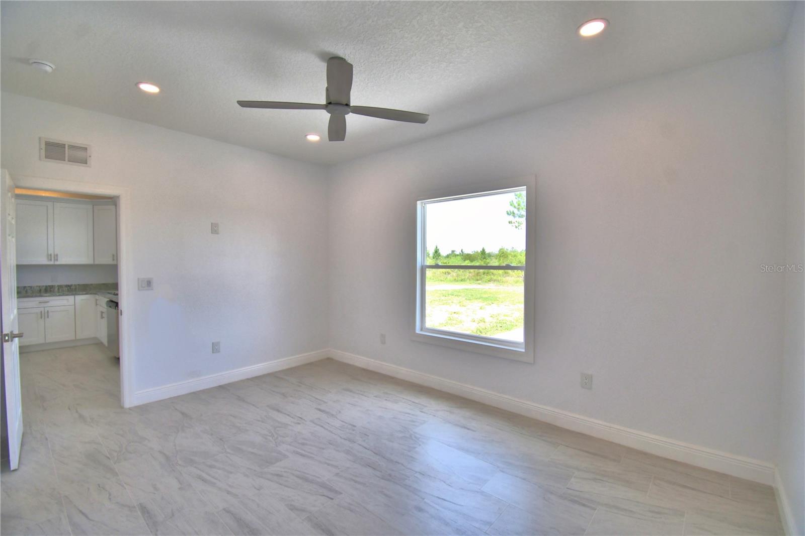 Image 19 of 35 For 7951 Sarasota Drive A