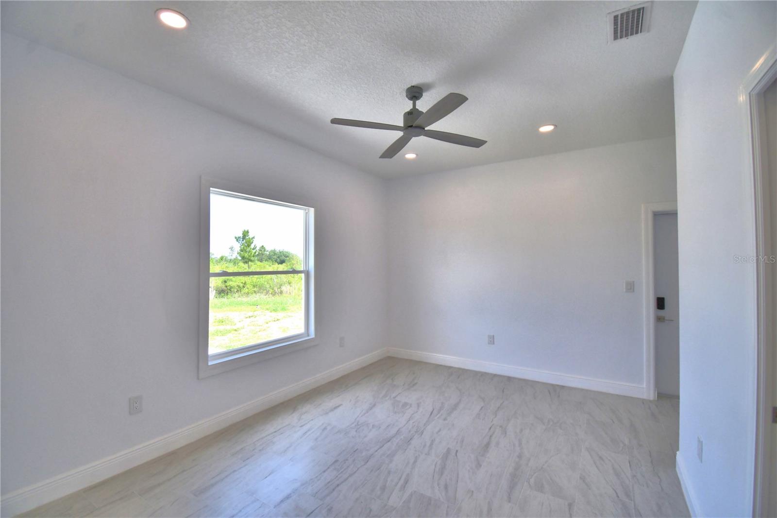 Image 23 of 35 For 7951 Sarasota Drive A