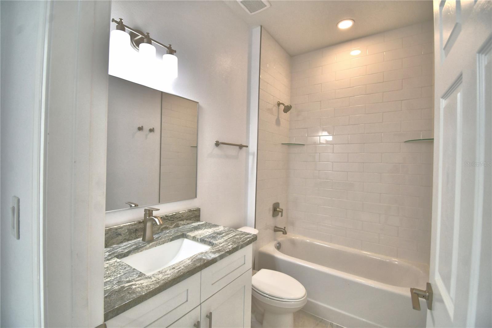 Image 10 of 25 For 7951 Sarasota Dr  B