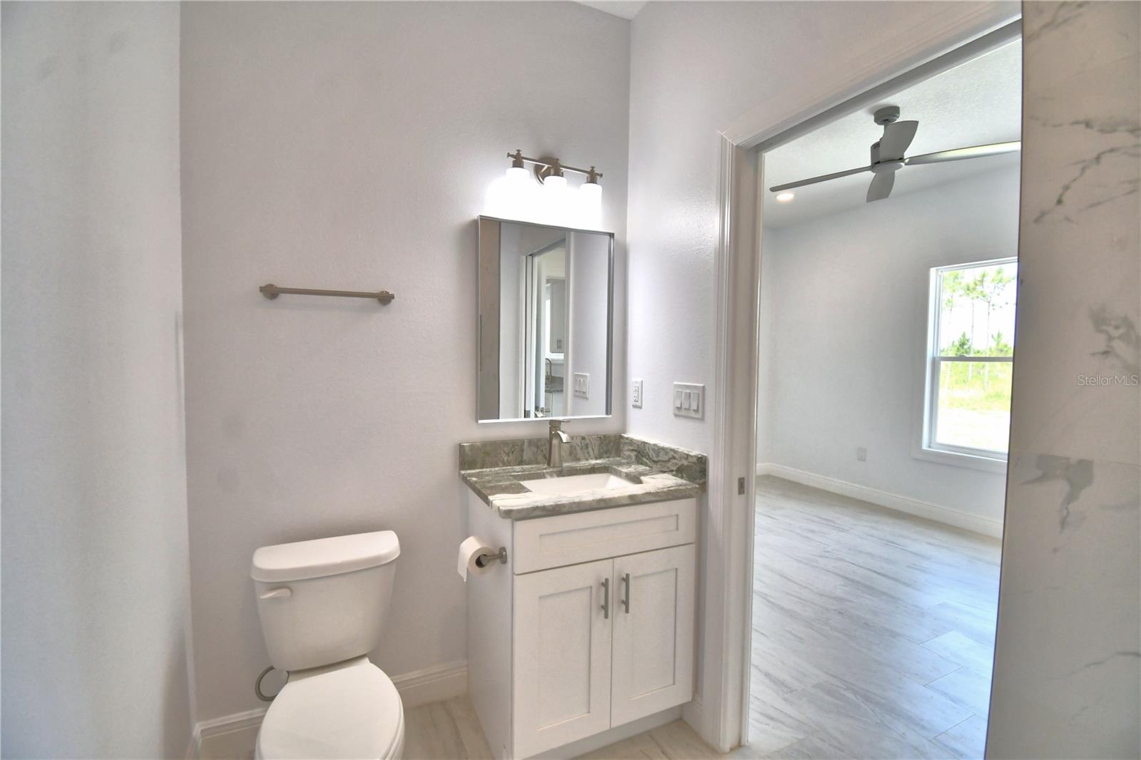 Image 24 of 25 For 7951 Sarasota Dr  B