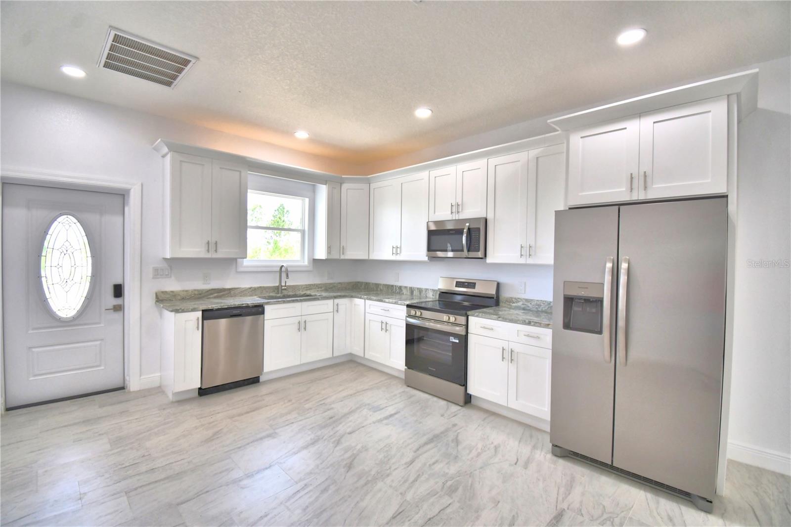 Image 4 of 25 For 7951 Sarasota Dr  B