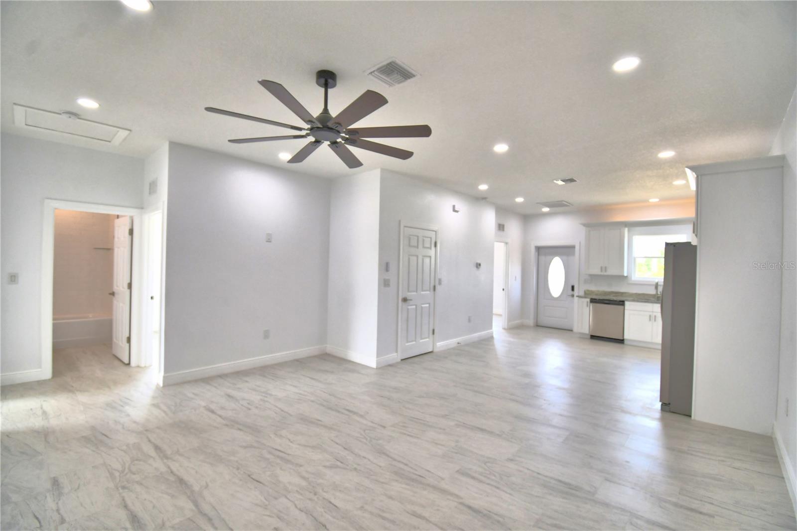 Image 5 of 25 For 7951 Sarasota Dr  B