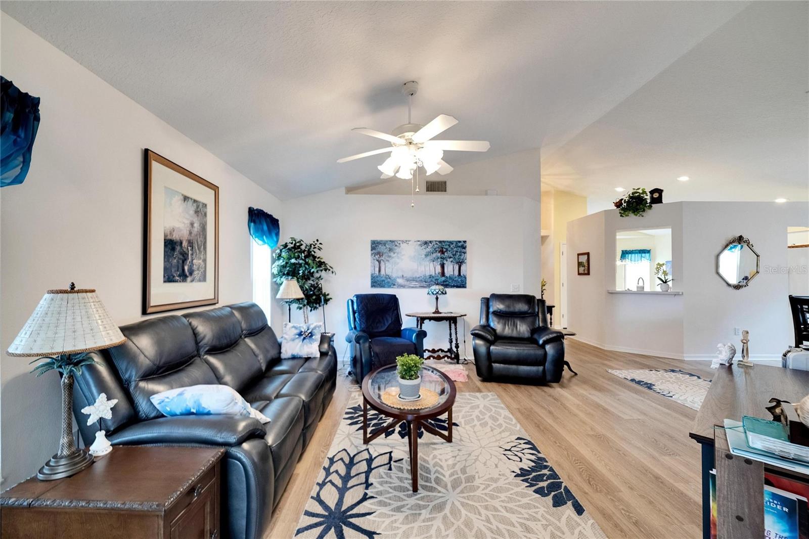 Image 7 of 45 For 2178 Sunstone Drive