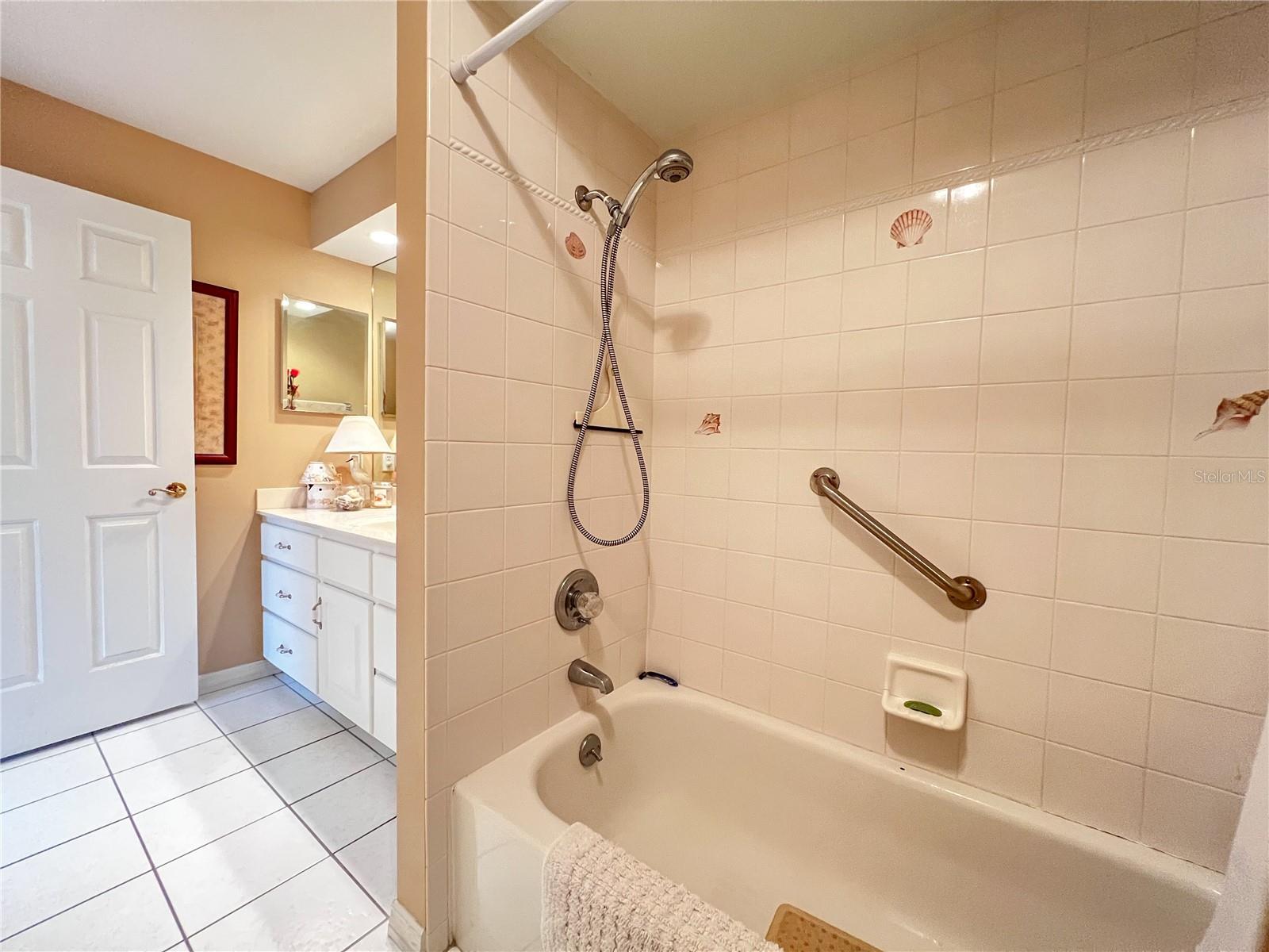 Image 31 of 44 For 3805 Catalina Drive 3805