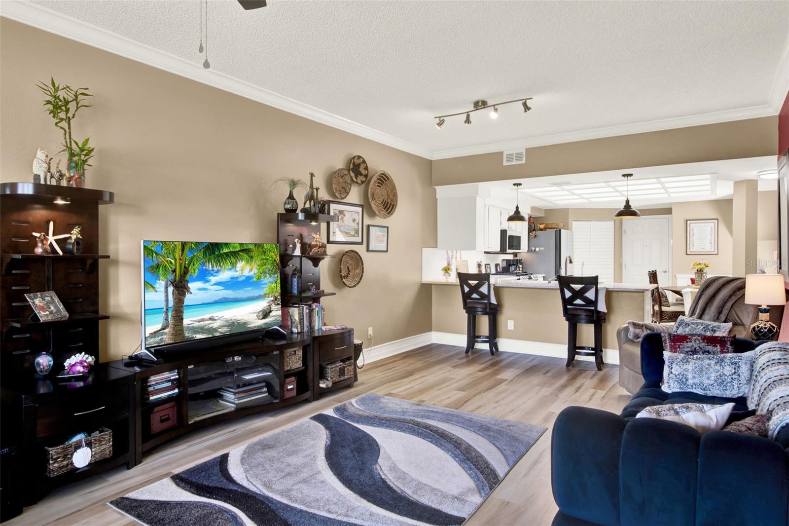 Image 11 of 38 For 804 Magnolia Place 804