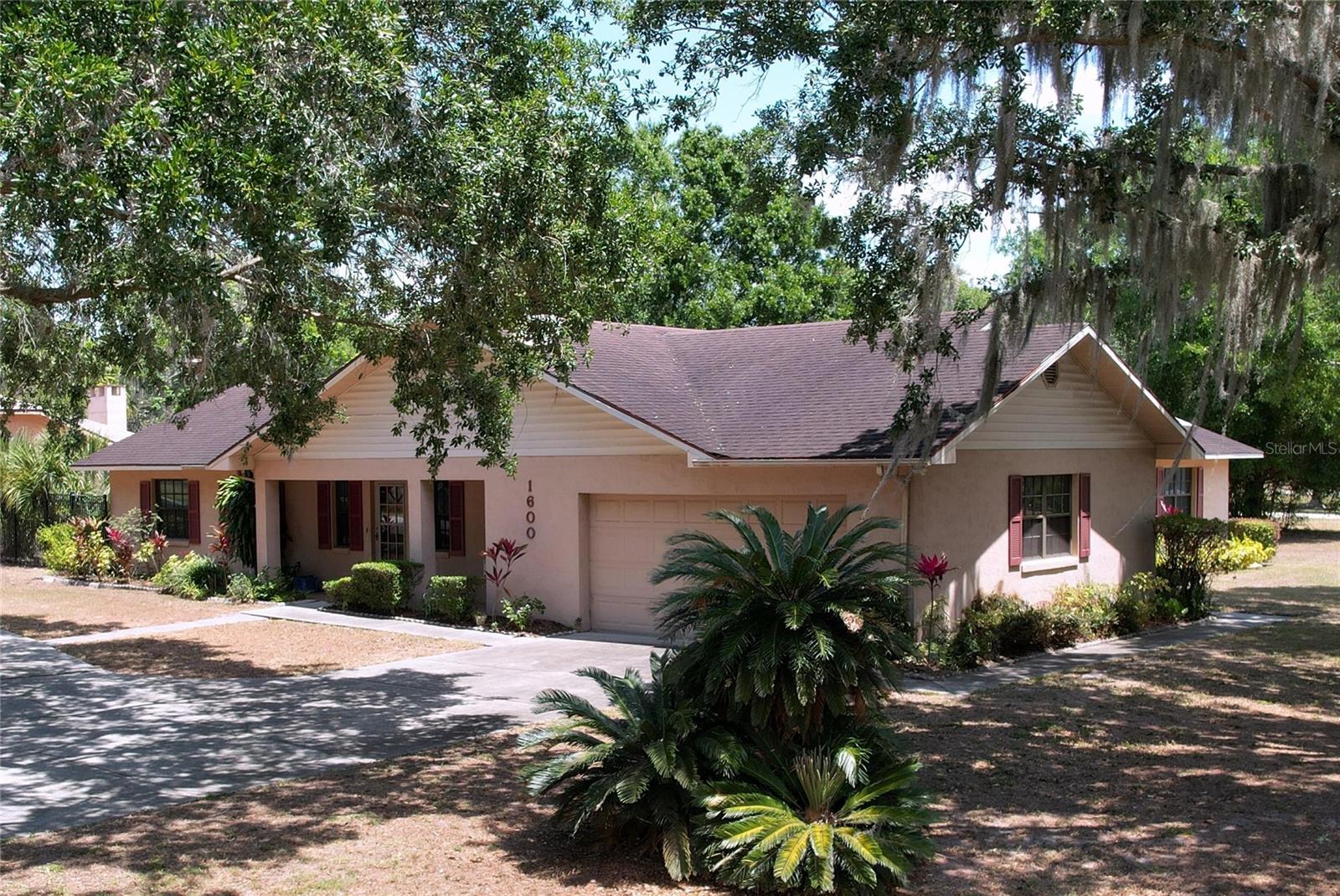 Image 4 of 58 For 1600 Alma Court