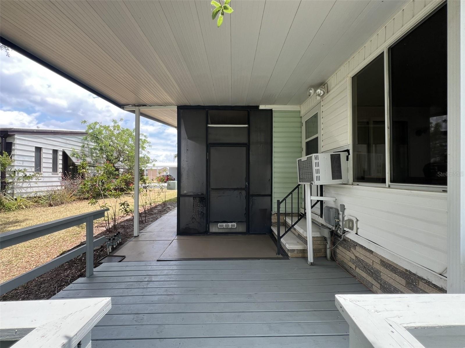 Image 40 of 44 For 2055 Floral Avenue 262