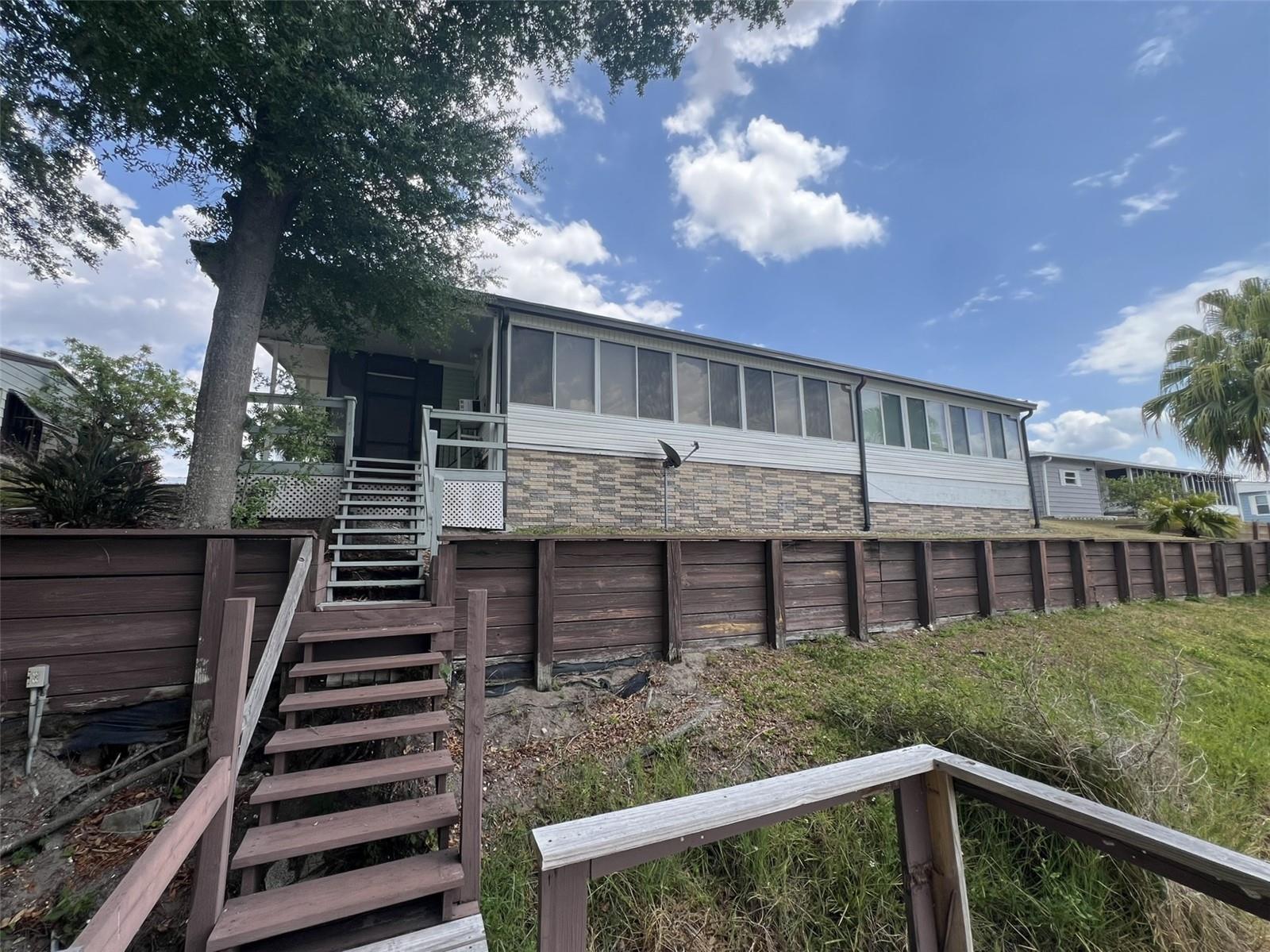 Image 41 of 44 For 2055 Floral Avenue 262