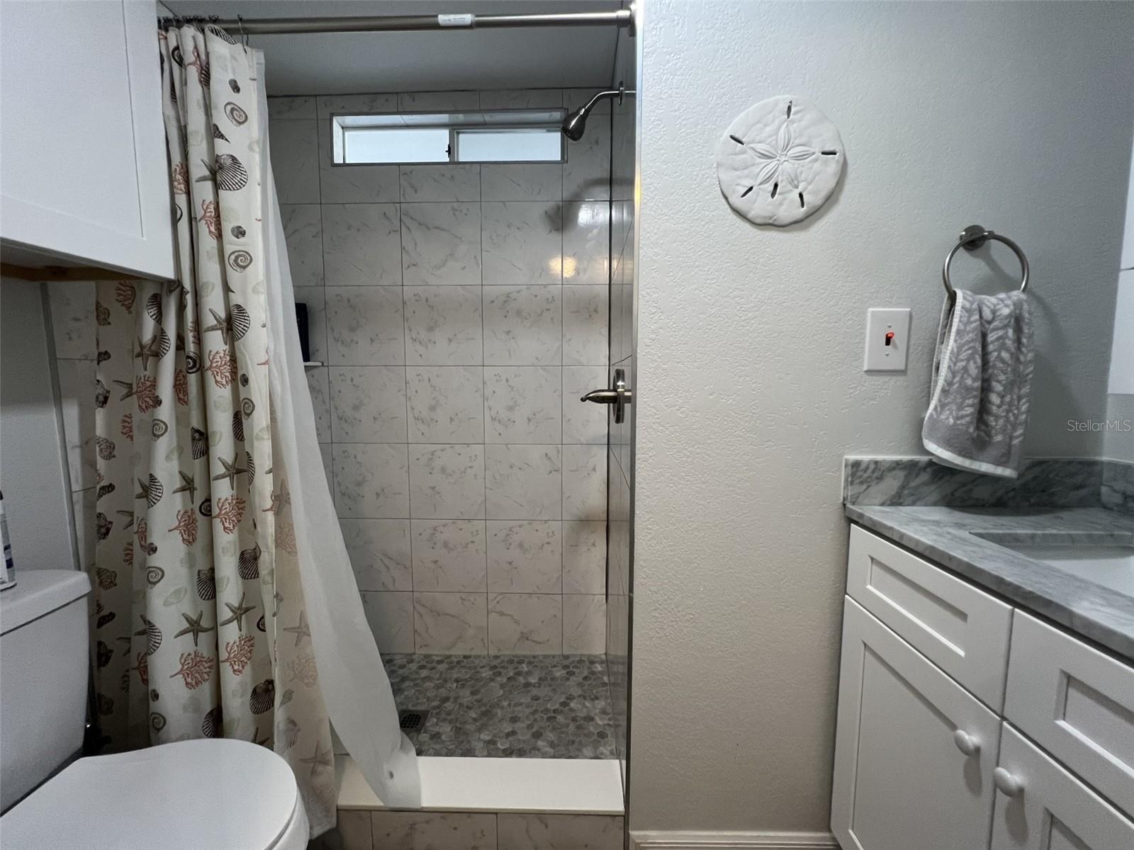 Image 22 of 50 For 2055 Floral Avenue 69