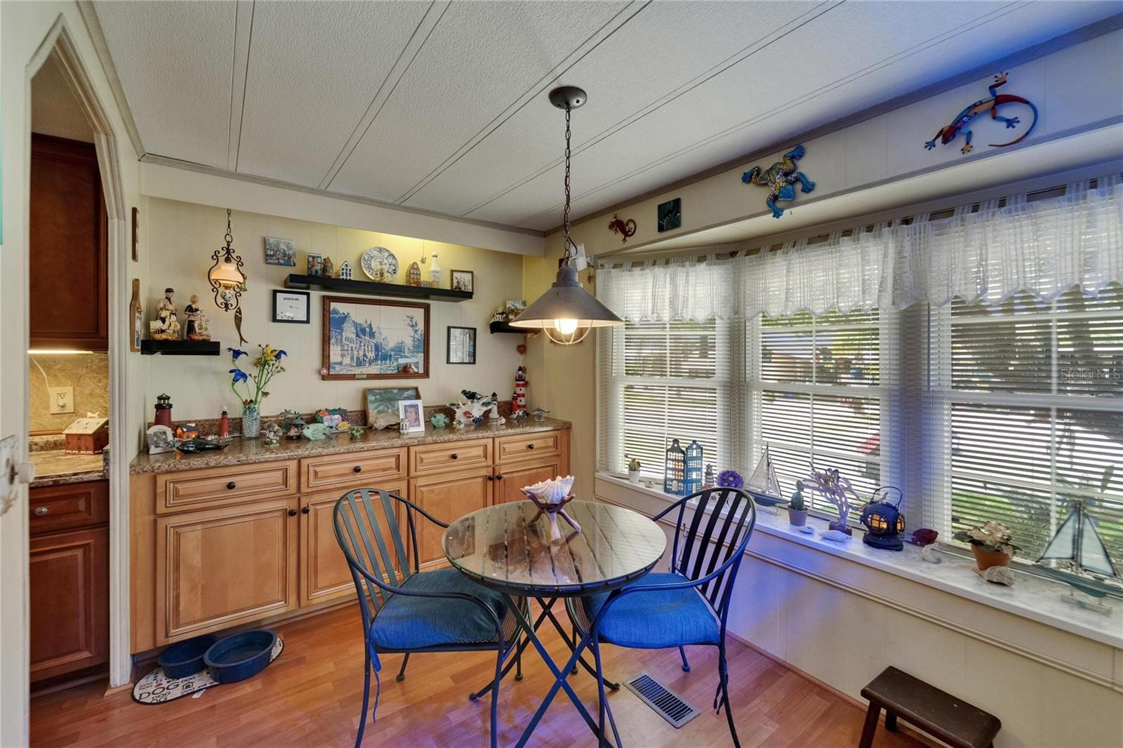 Image 9 of 51 For 1575 Longbow Drive