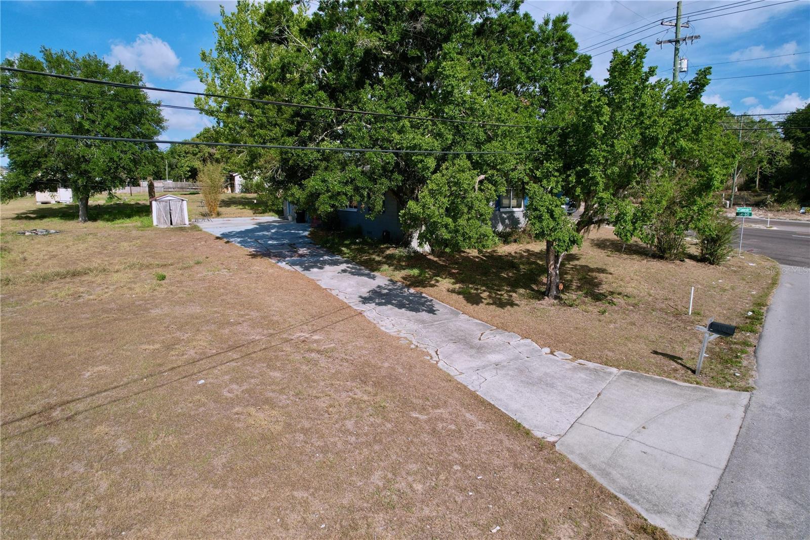 Image 20 of 22 For 105 Old Connersville Road