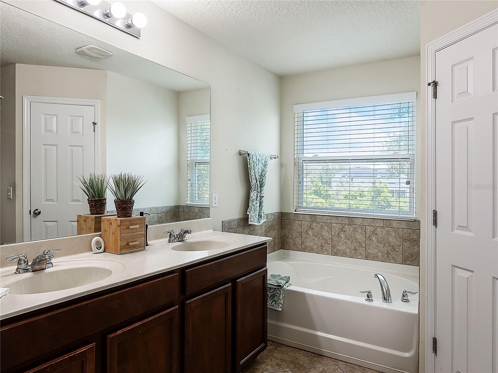 Image 12 of 31 For 3334 Fawnwood Drive