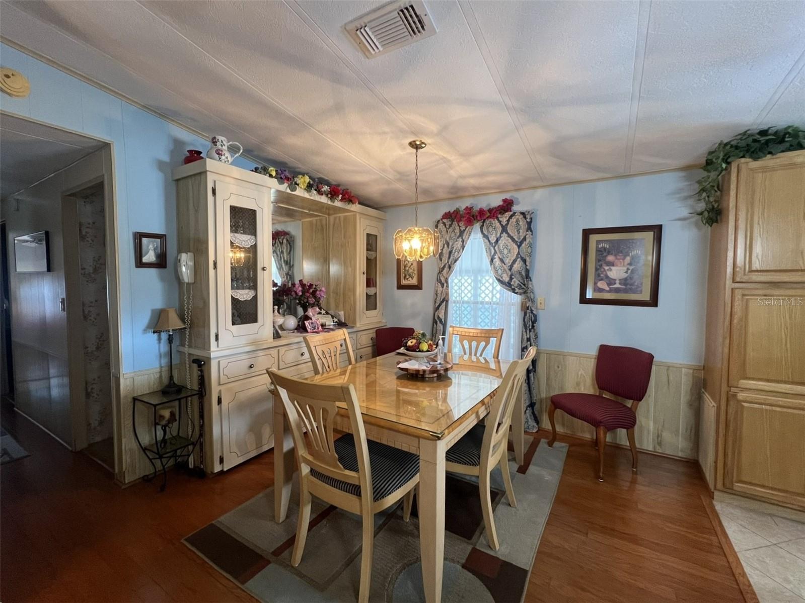Image 10 of 50 For 2055 Floral Avenue 45