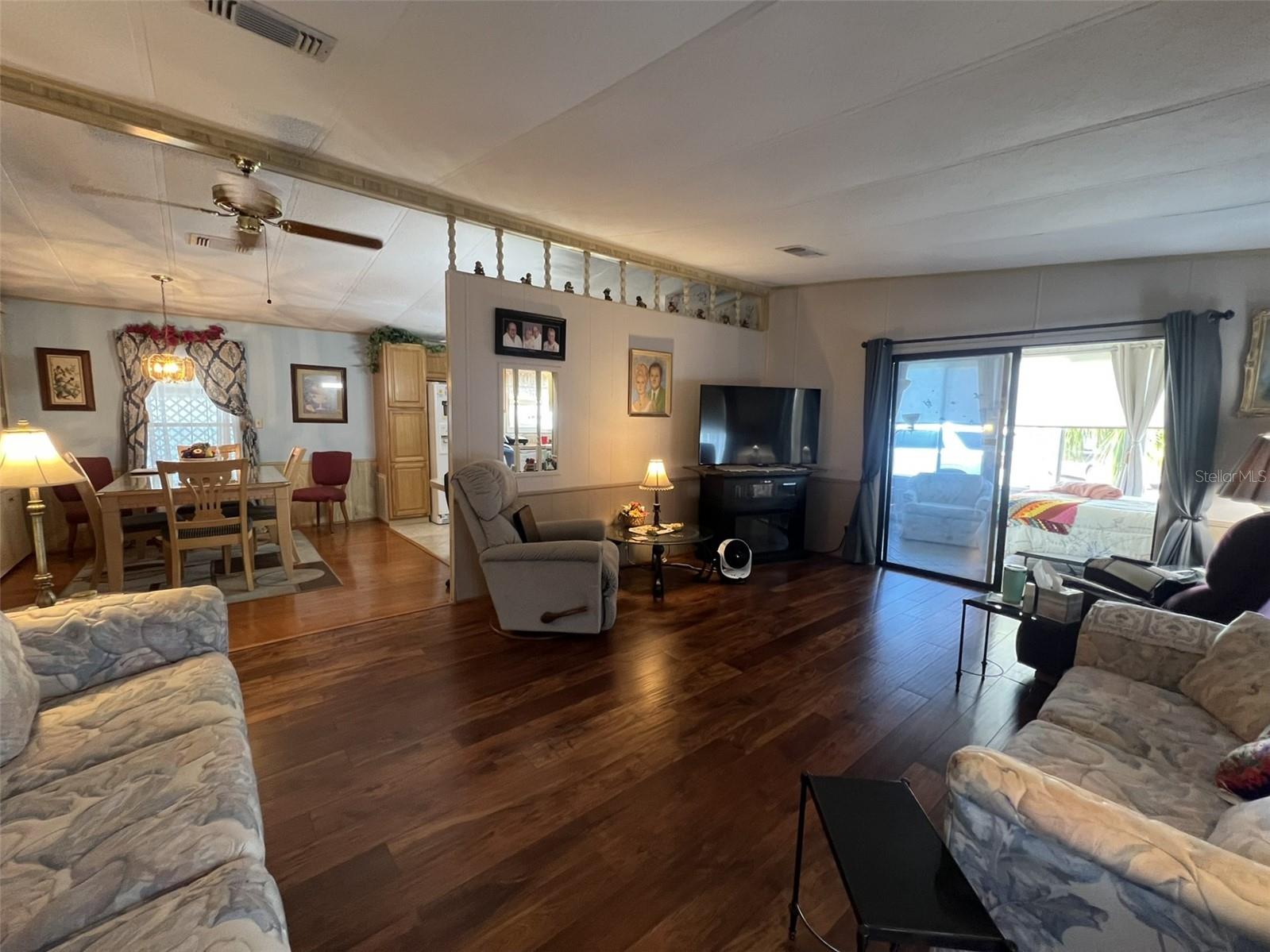 Image 14 of 50 For 2055 Floral Avenue 45