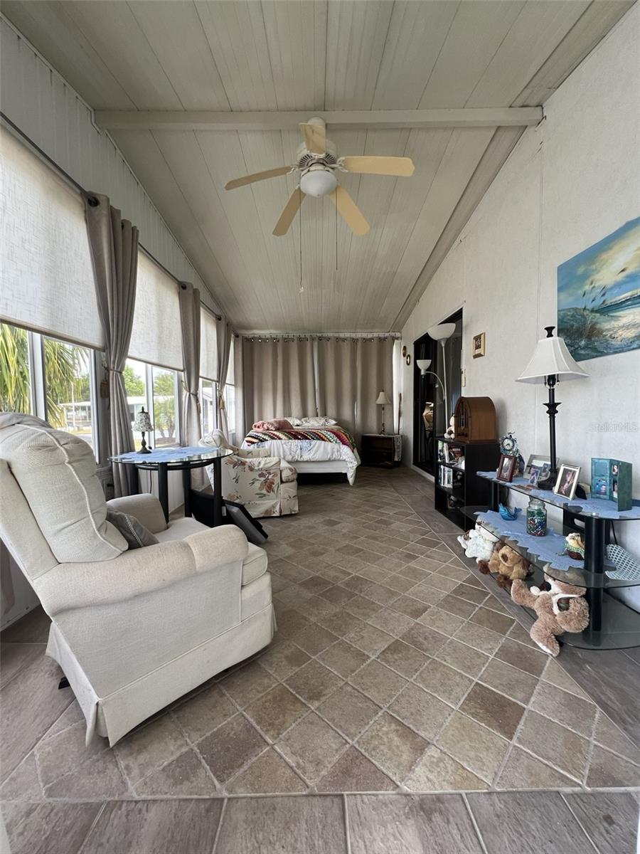 Image 15 of 50 For 2055 Floral Avenue 45