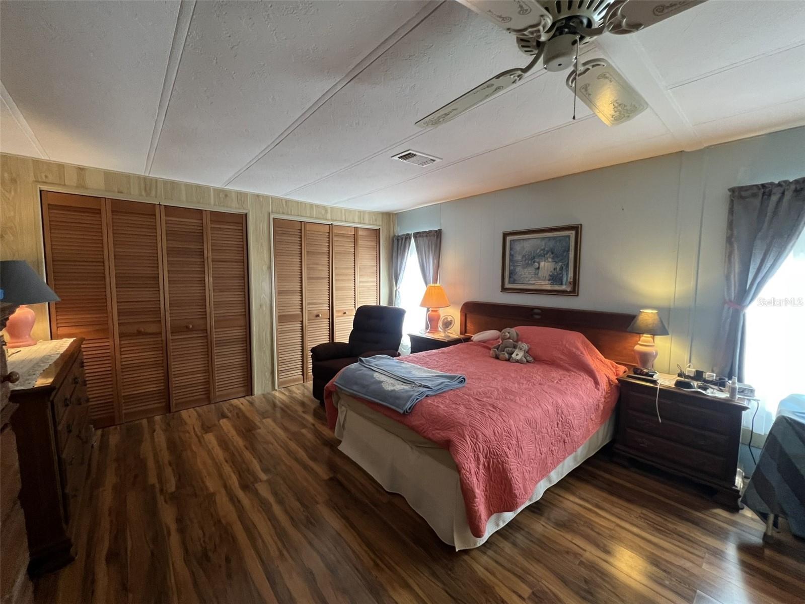 Image 18 of 50 For 2055 Floral Avenue 45