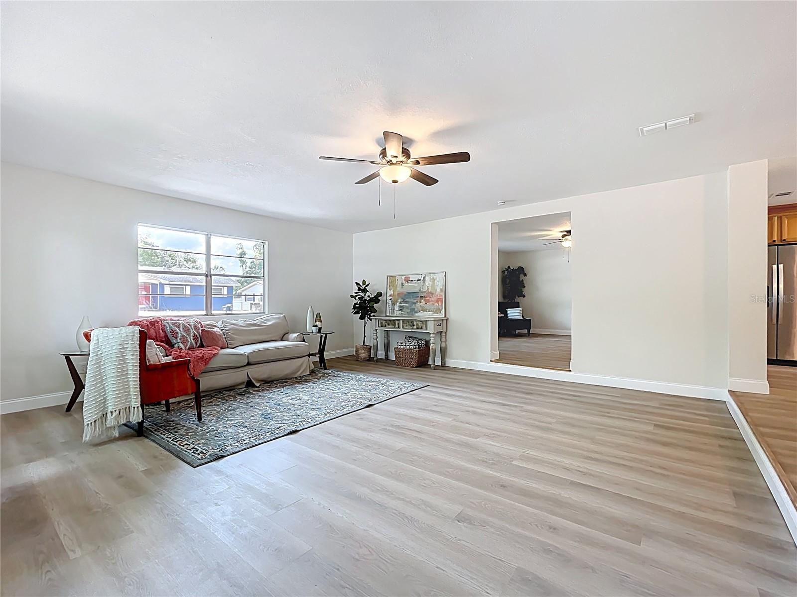 Image 14 of 49 For 603 Solana Street