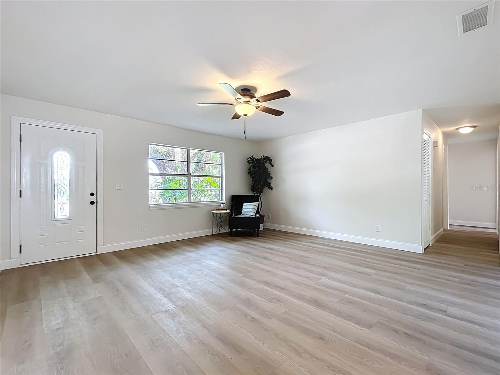 Image 15 of 49 For 603 Solana Street