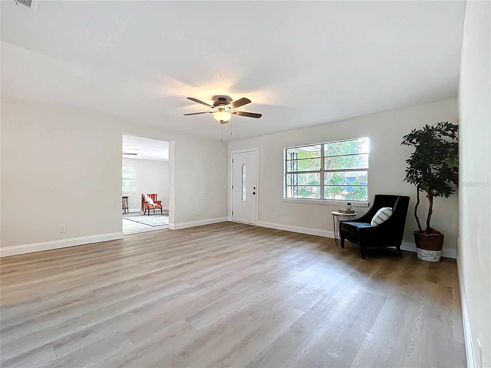 Image 16 of 49 For 603 Solana Street