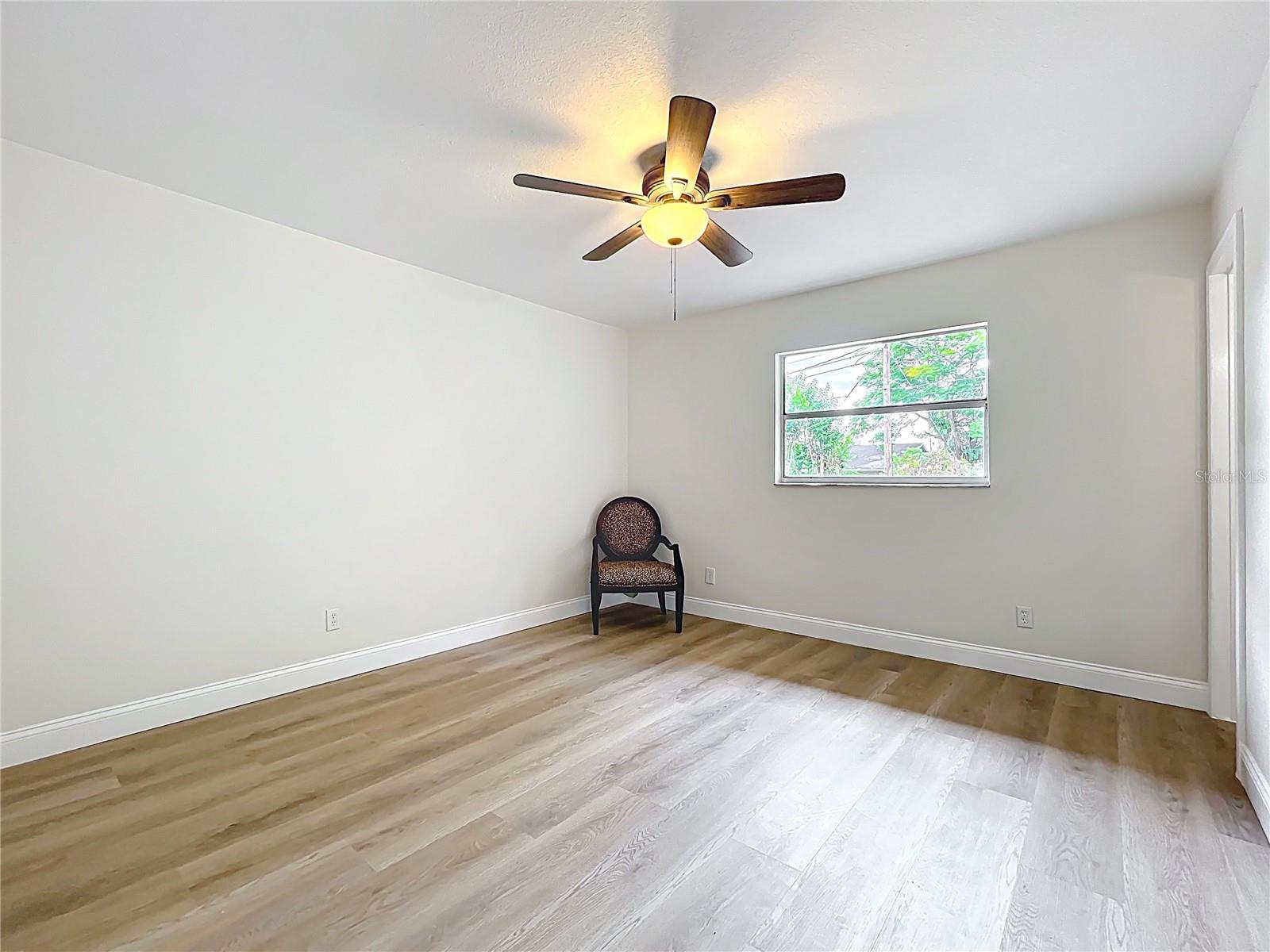 Image 31 of 49 For 603 Solana Street