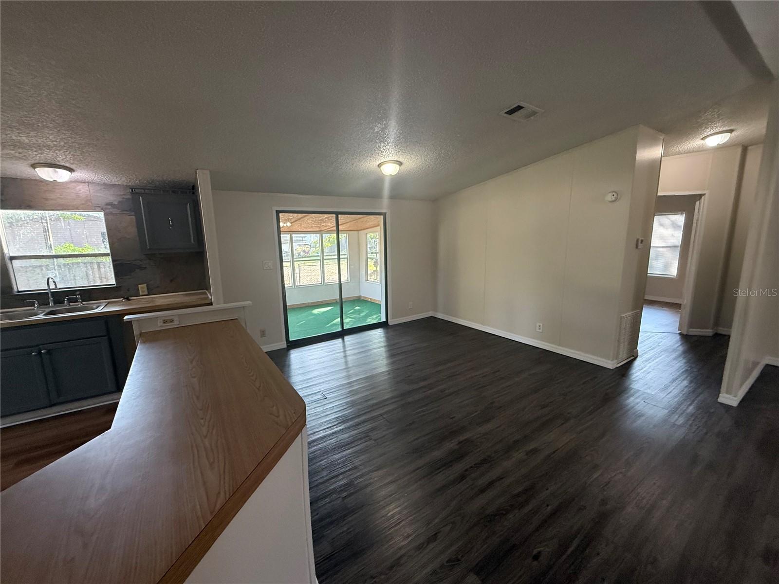 Image 3 of 18 For 2049 Ridge Meadow Drive