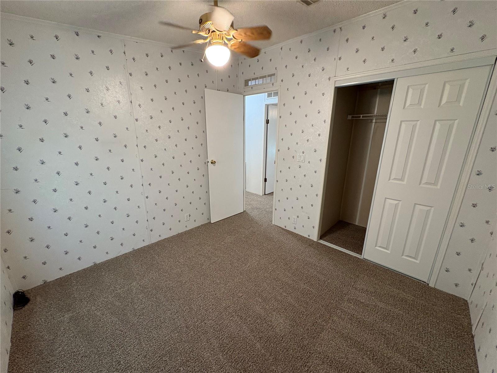 Image 12 of 18 For 3527 Sutton Hills Drive N