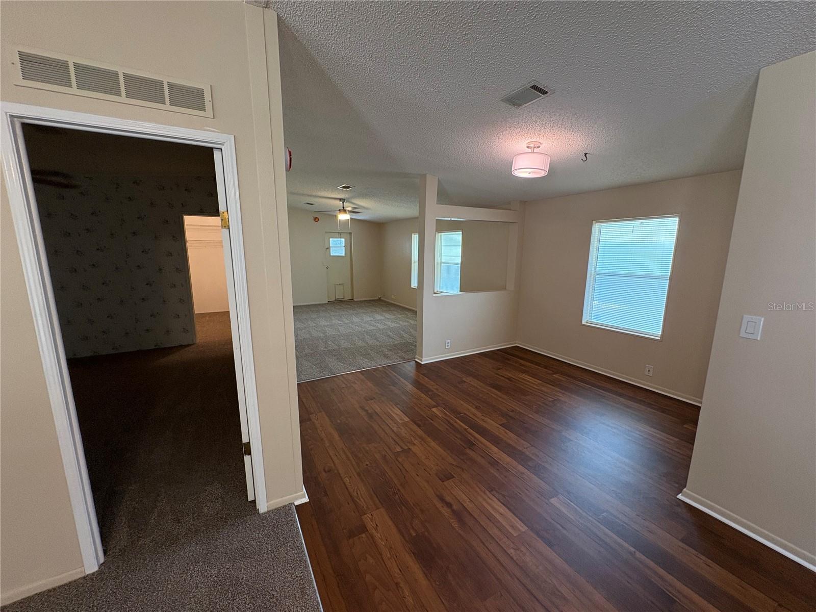 Image 8 of 18 For 3527 Sutton Hills Drive N
