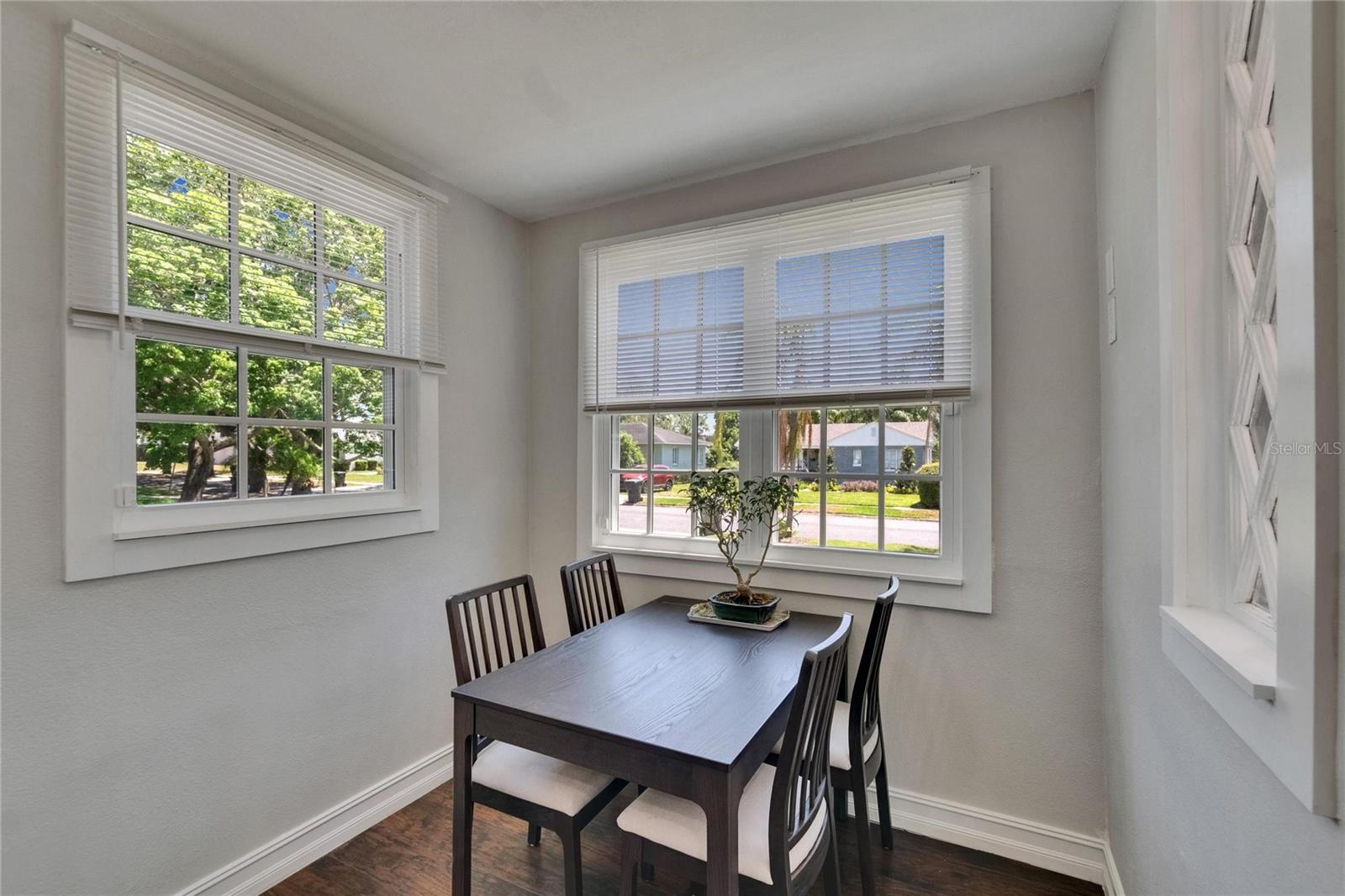 Image 17 of 83 For 733 Clayton Avenue
