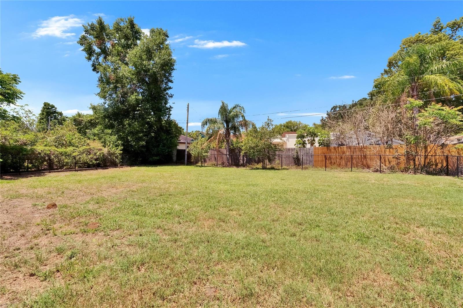 Image 47 of 83 For 733 Clayton Avenue