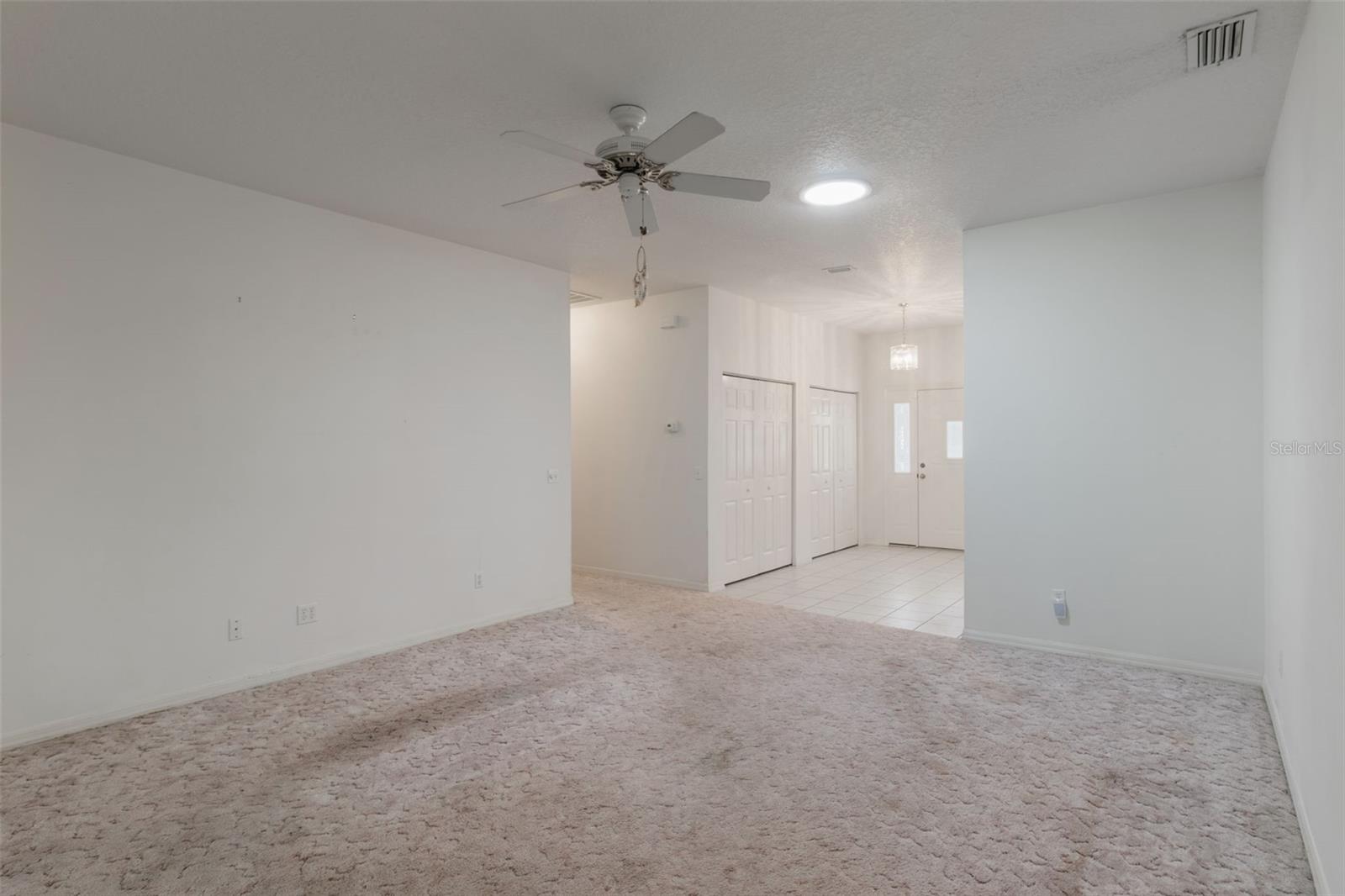 Image 14 of 36 For 1131 Country Oaks Boulevard
