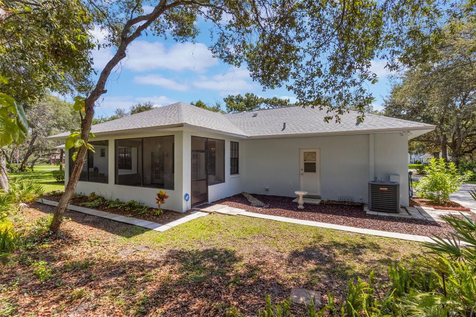 Image 34 of 36 For 1131 Country Oaks Boulevard
